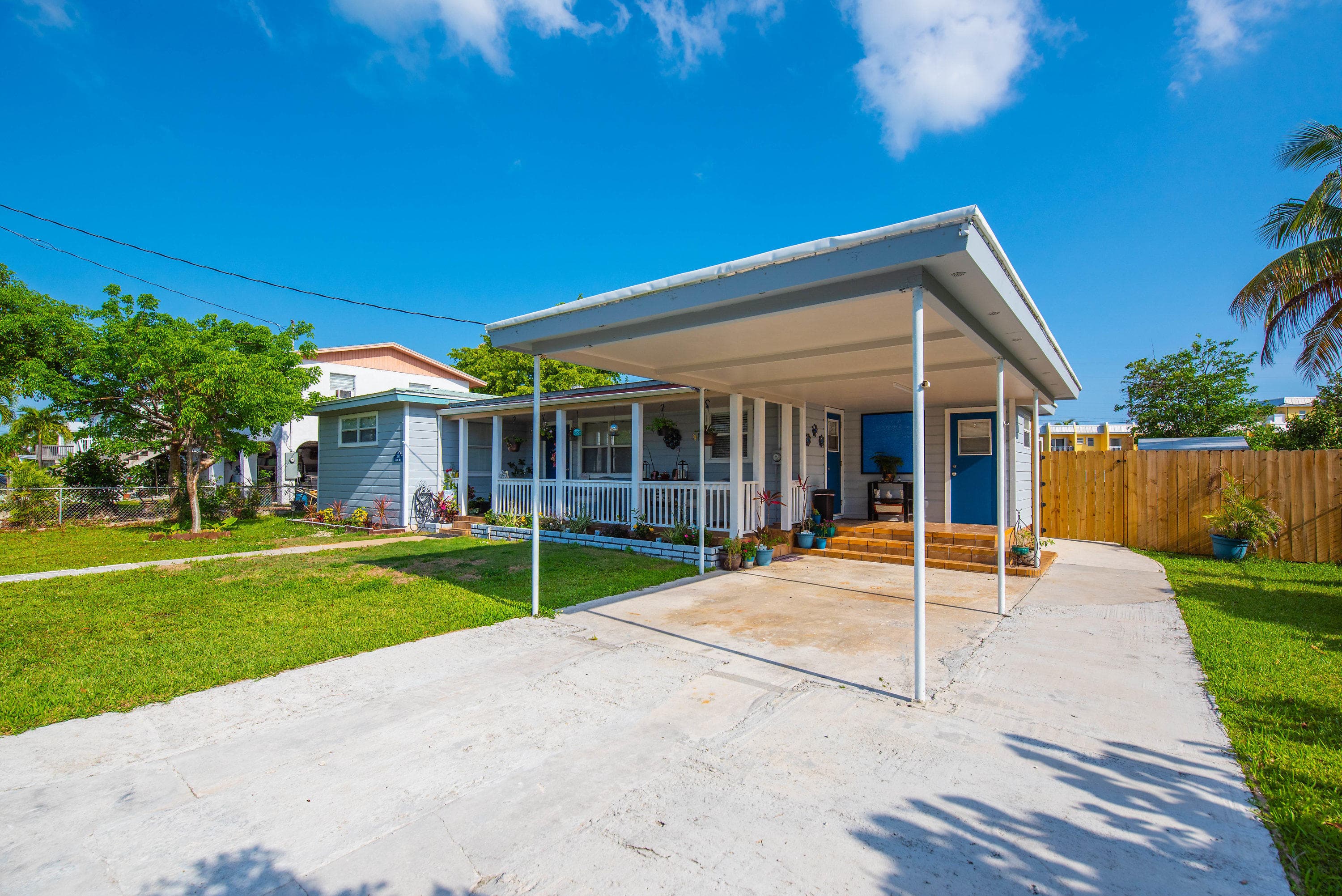 204 Shore Avenue, Big Coppitt, FL 33040 — Front exterior