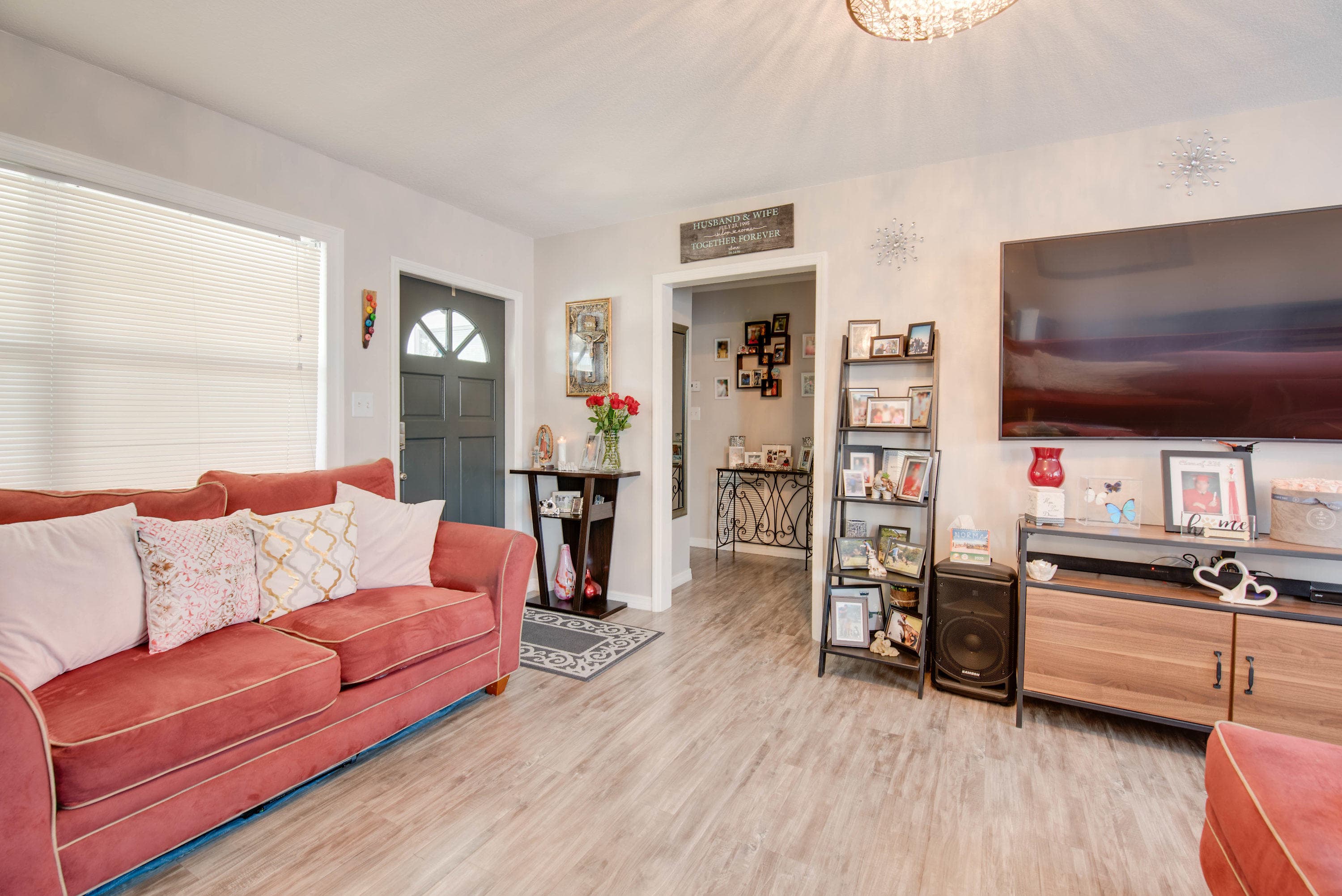 204 Shore Avenue, Big Coppitt, FL 33040 — living room