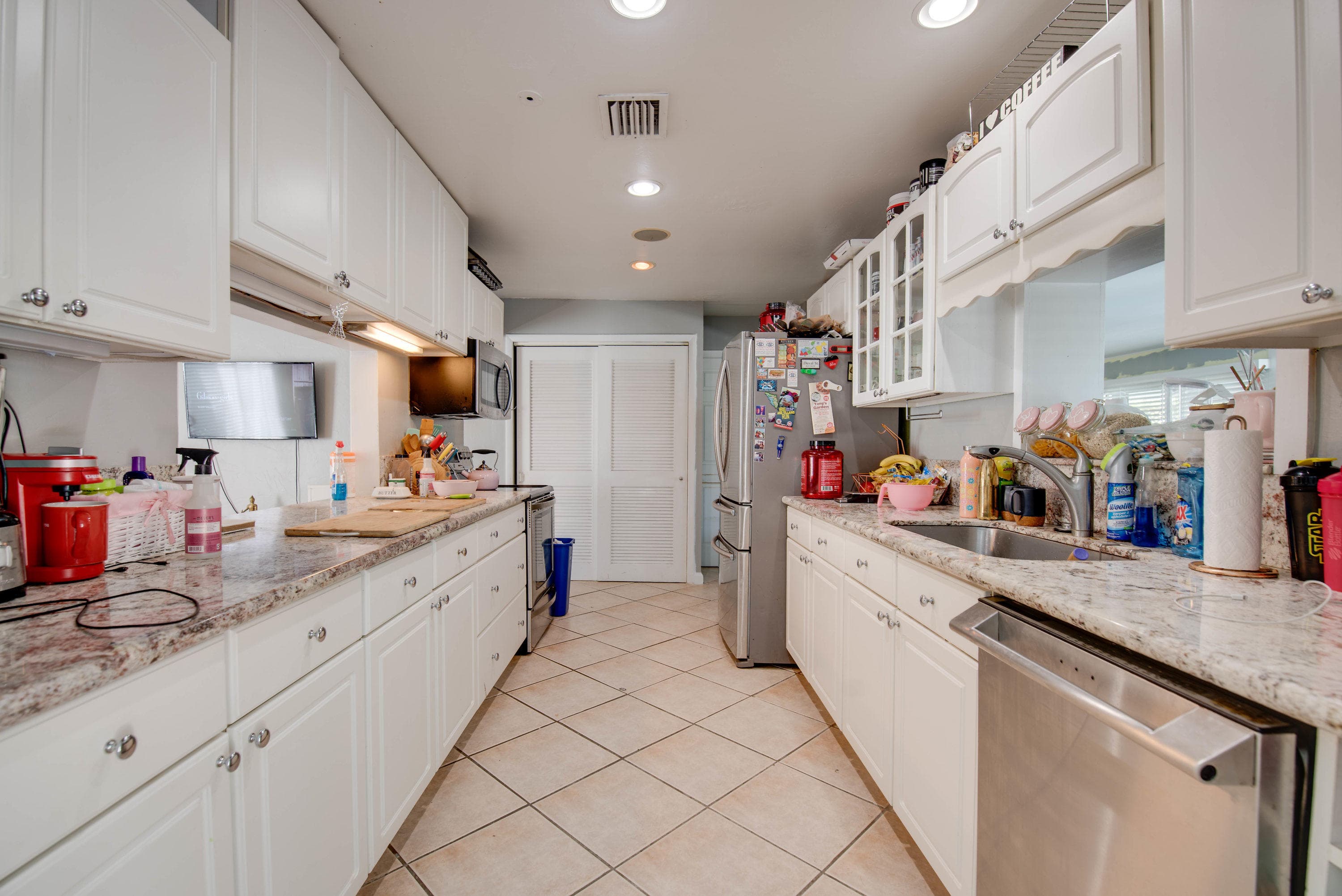 1613 Jamaica Drive, Key West, FL 33040 — Kitchen