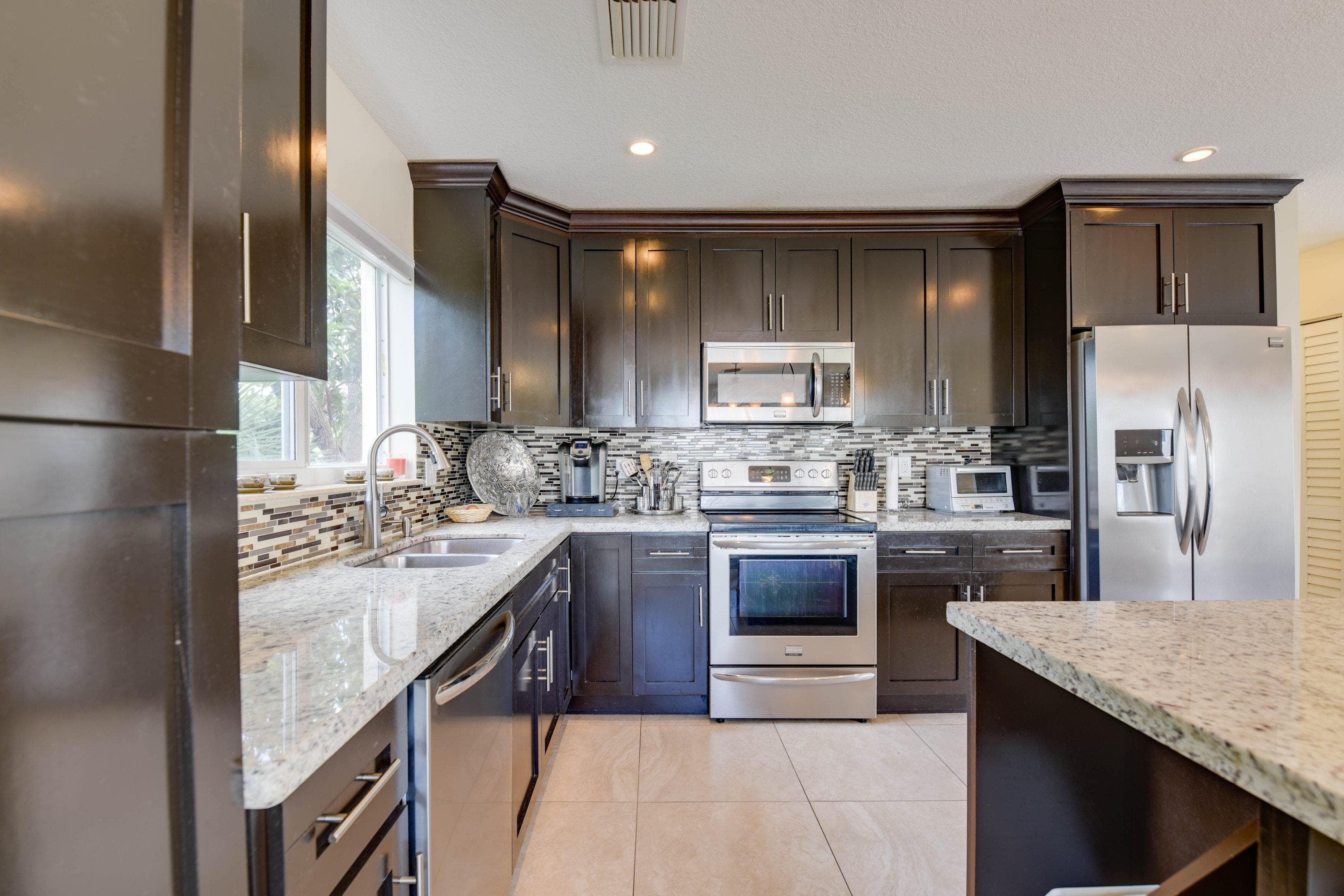 30 Lakeview Drive, Key Largo, FL 33037 — Florida Keys real estate listing photo (photo 9 of 29)
