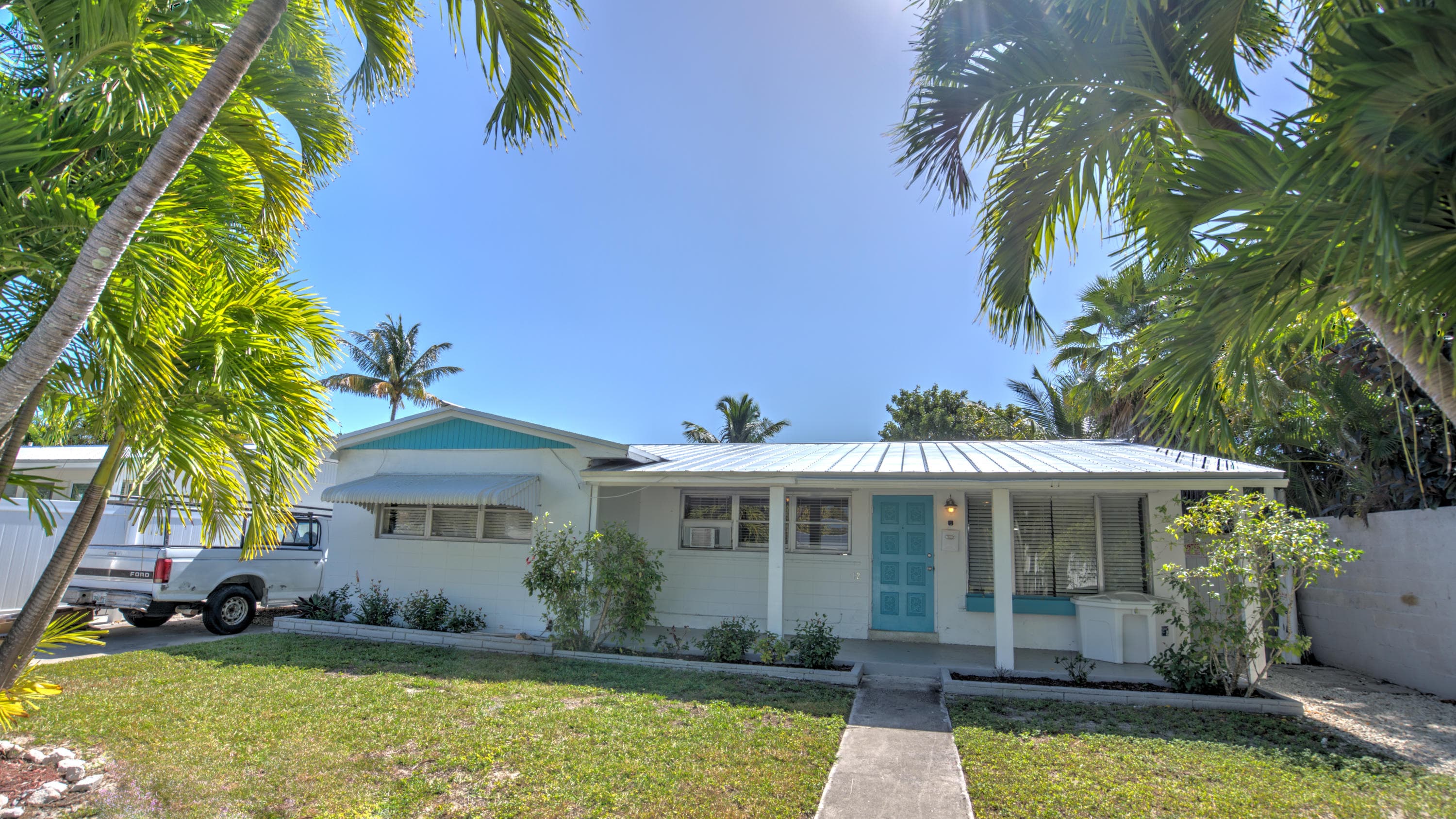 3412 Riviera Drive, Key West, FL 33040 — Photo Feb 11, 10 53 51 AM
