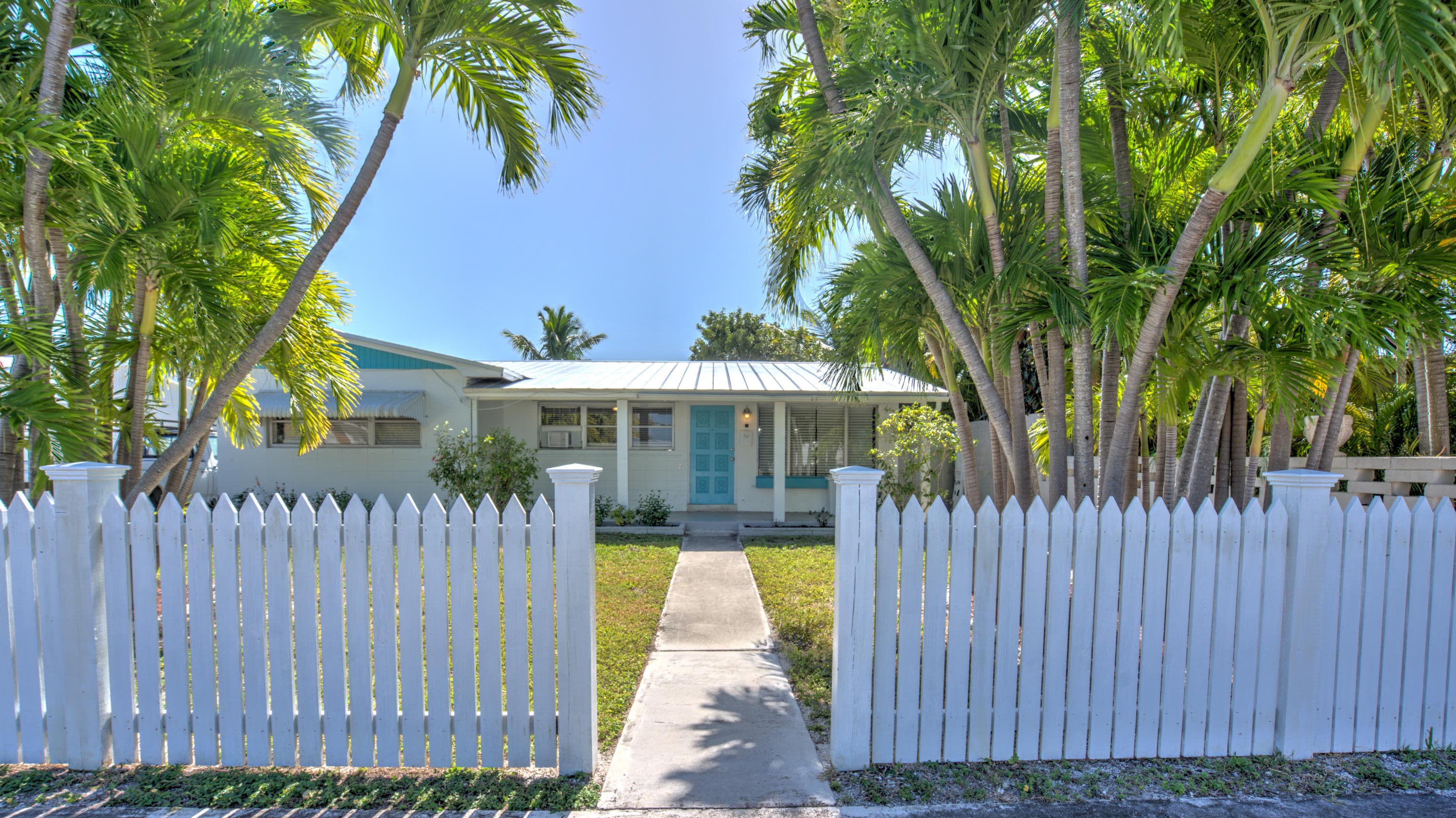 3412 Riviera Drive, Key West, FL 33040 — Photo Feb 11, 10 52 52 AM
