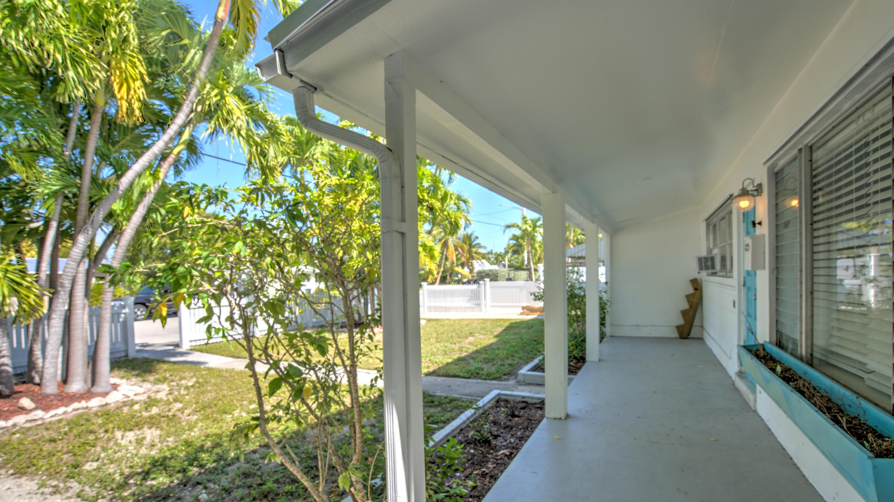 3412 Riviera Drive, Key West, FL 33040 — Photo Feb 11, 10 57 06 AM