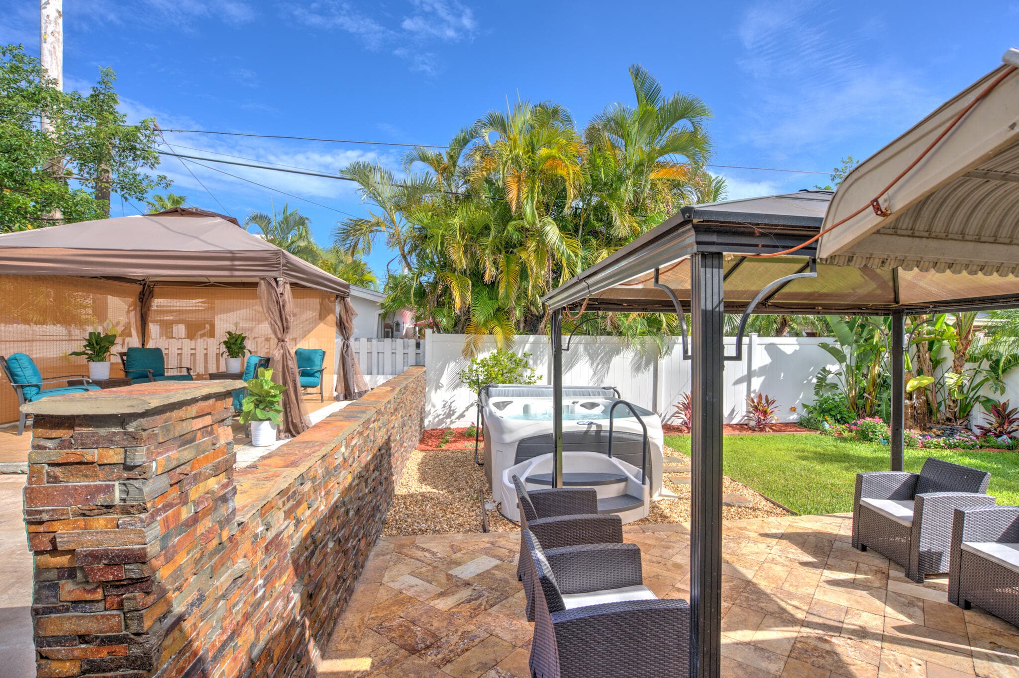 3734 Donald Avenue, Key West, FL 33040 — Florida Keys real estate listing photo (photo 2 of 25)