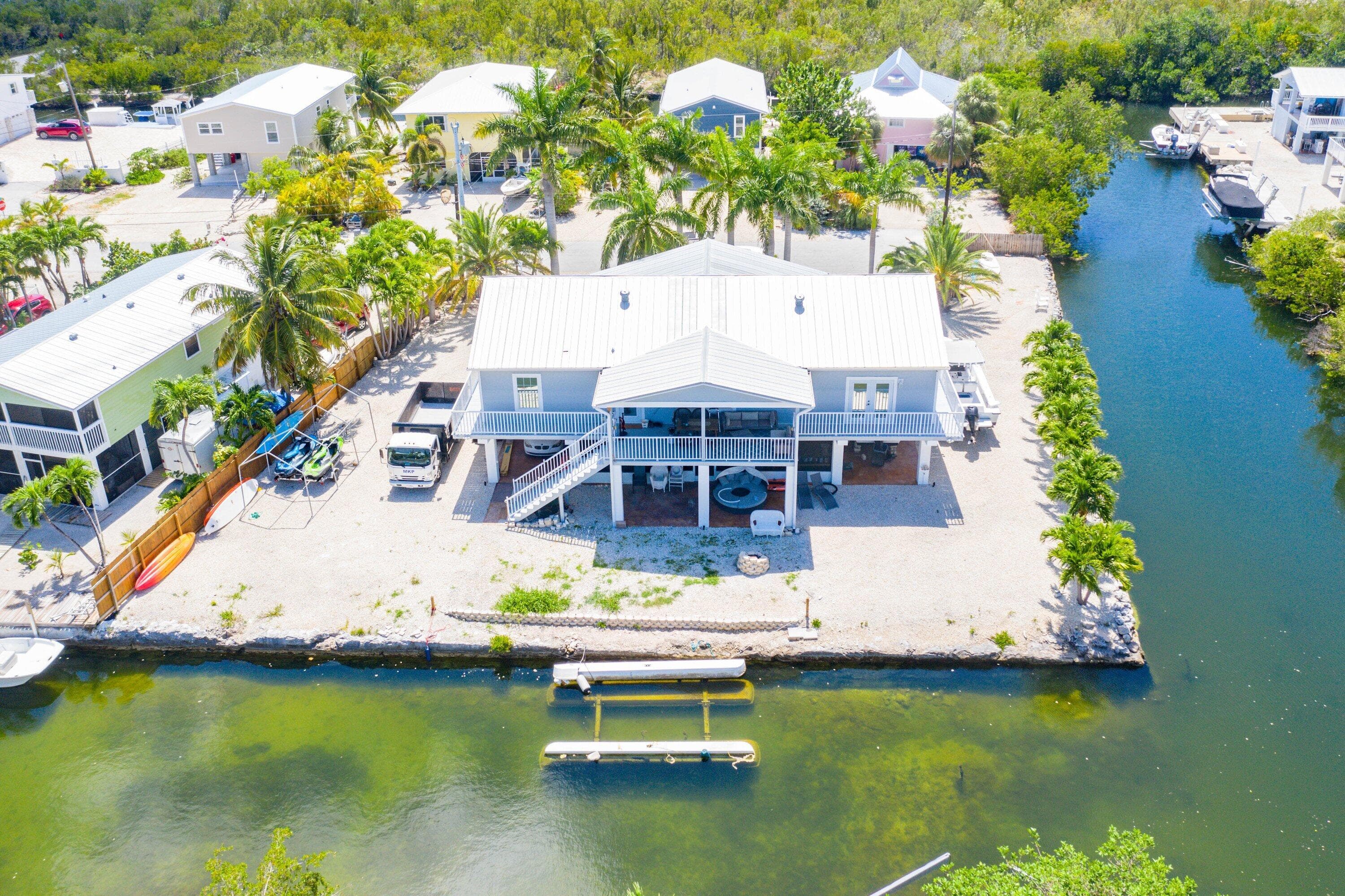 141 Arica Lane, Cudjoe Key, FL 33042 — Florida Keys real estate listing photo (photo 3 of 26)