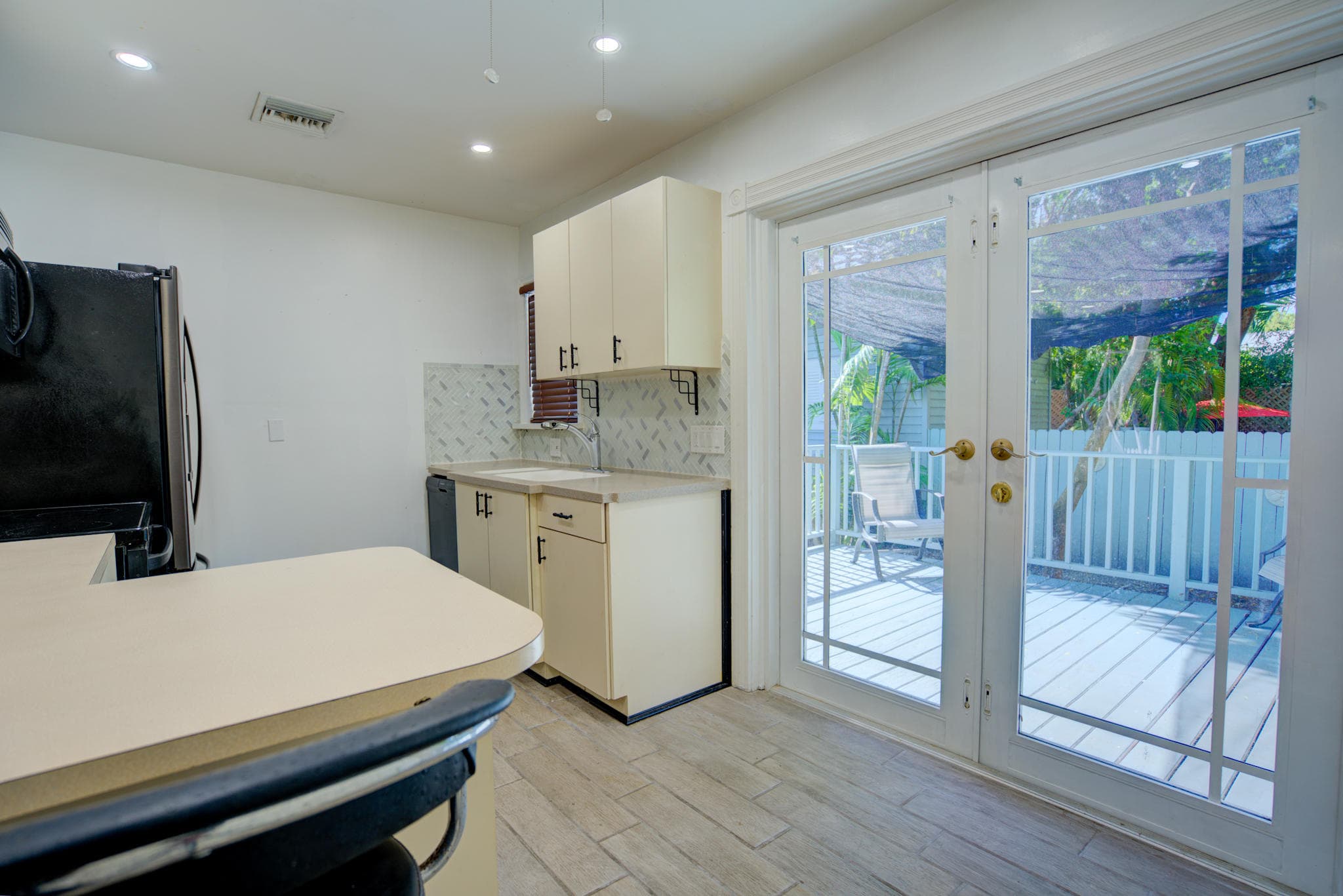 2904 Harris Avenue, Key West, FL 33040 — Florida Keys real estate listing photo (photo 7 of 29)