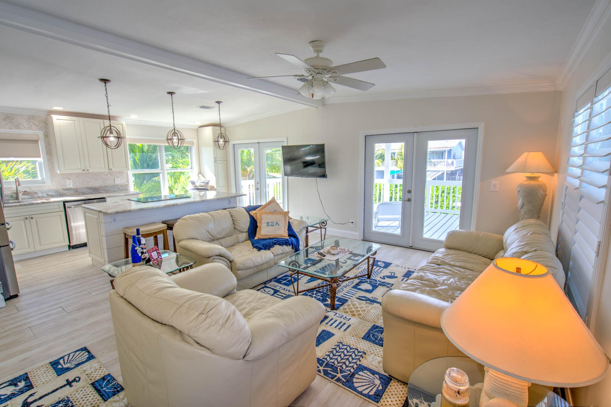 17 Emerald Drive, Key West, FL 33040 — Florida Keys real estate listing photo (photo 6 of 23)
