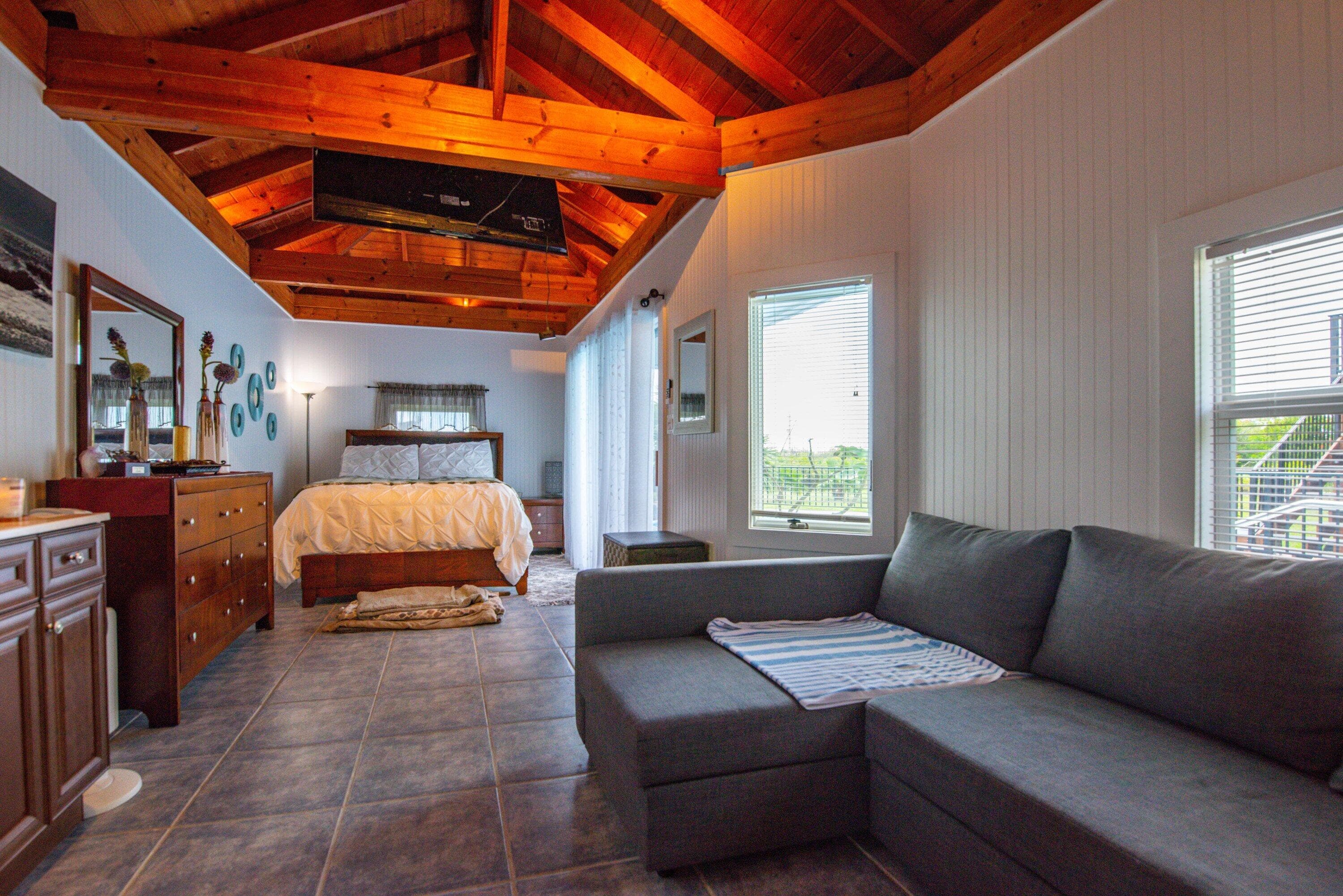 30551 Lyttons Way, Big Pine Key, FL 33043 — Florida Keys real estate listing photo (photo 6 of 35)