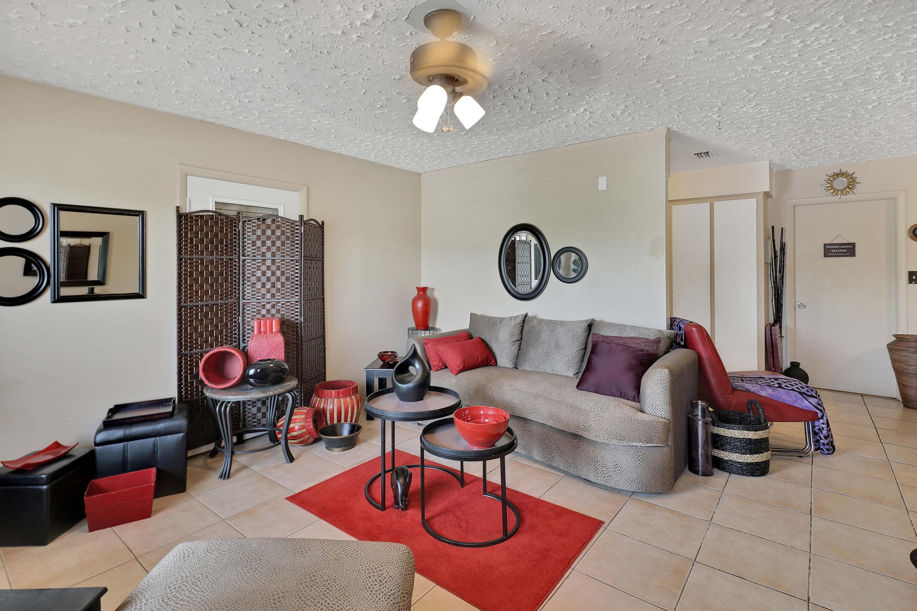 410 County Road, Stock Island, FL 33040 — Florida Keys real estate listing photo (photo 4 of 37)